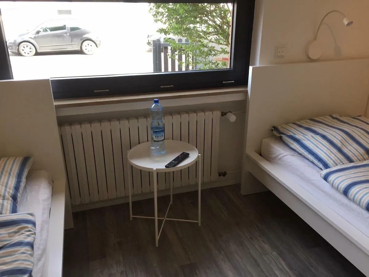 Zimmer Nahe Messe Und Flughafen Düsseldorf Apartamento